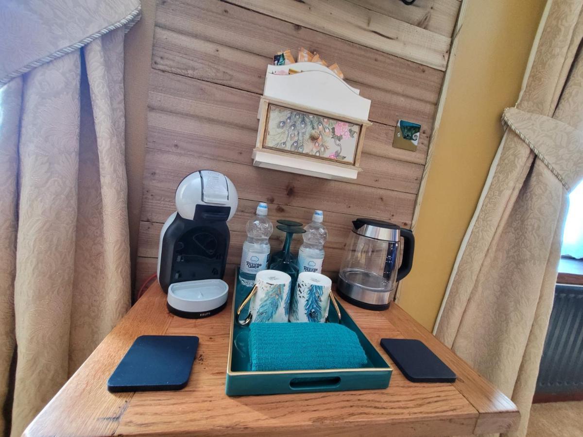 Farmhouse B&B Family Stay Or Romantic Break, On Our Smallholding Close To נארברת' מראה חיצוני תמונה